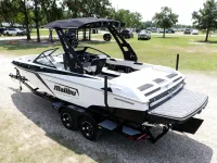 Malibu Wakesetter 23 LSV