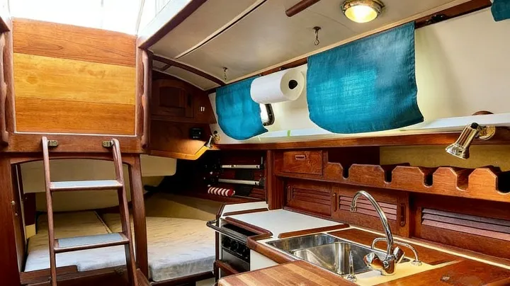 Pacific Seacraft 31
