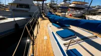 Tayana Vancouver 42