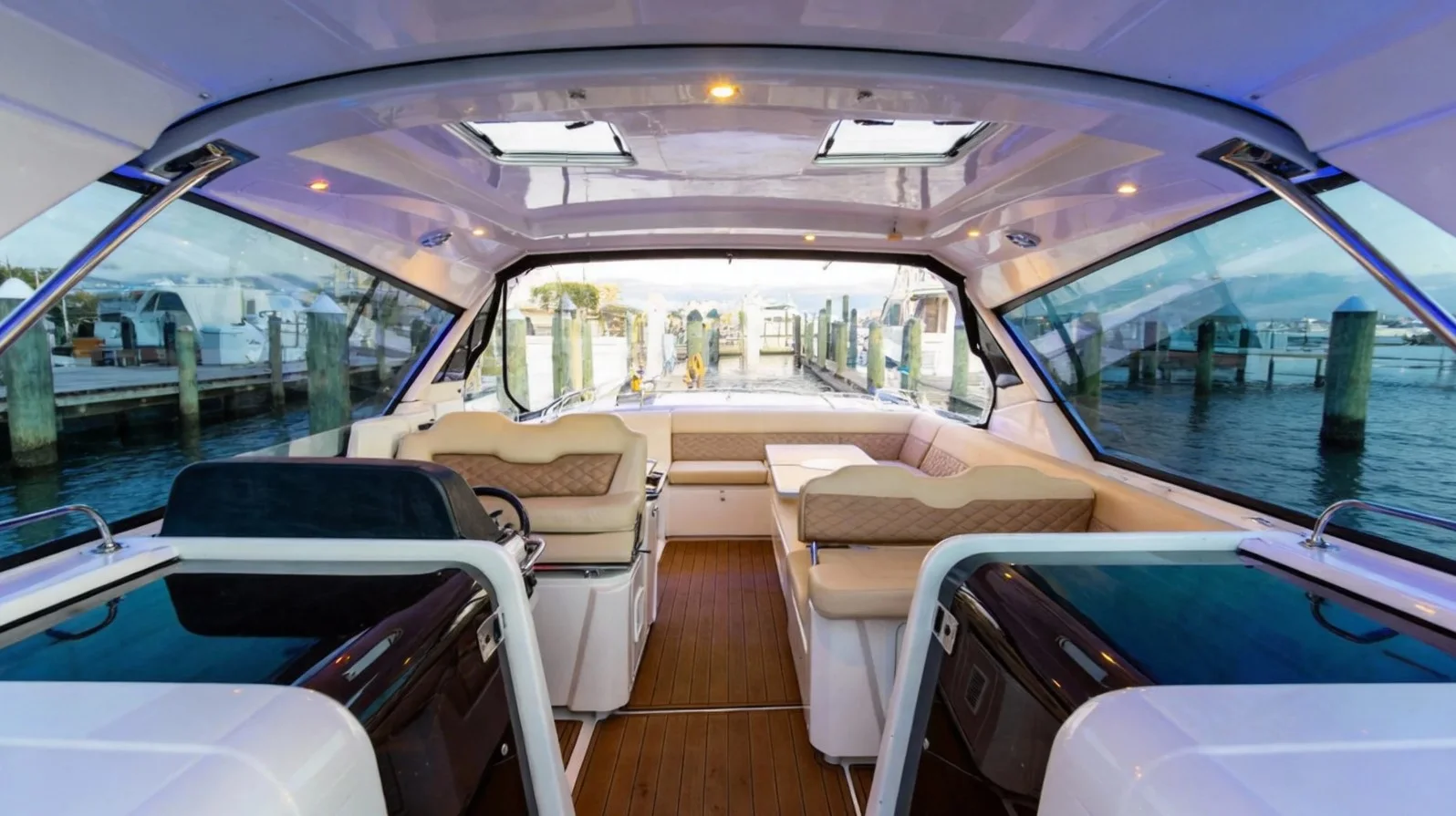 Aquila 36 POWER CAT