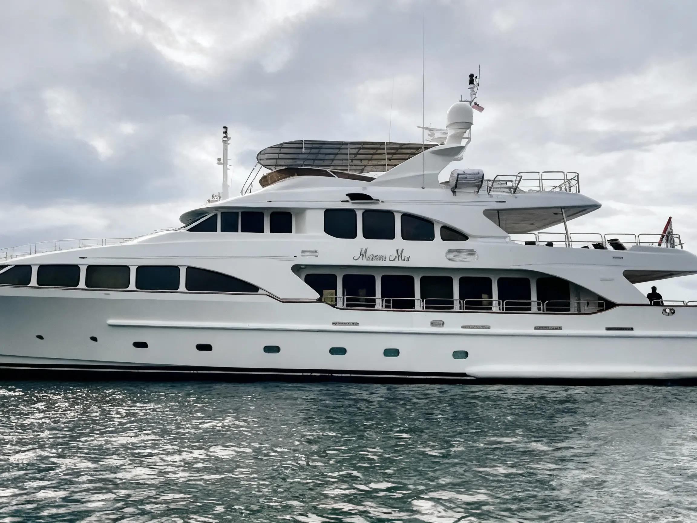 Benetti 120 Classic