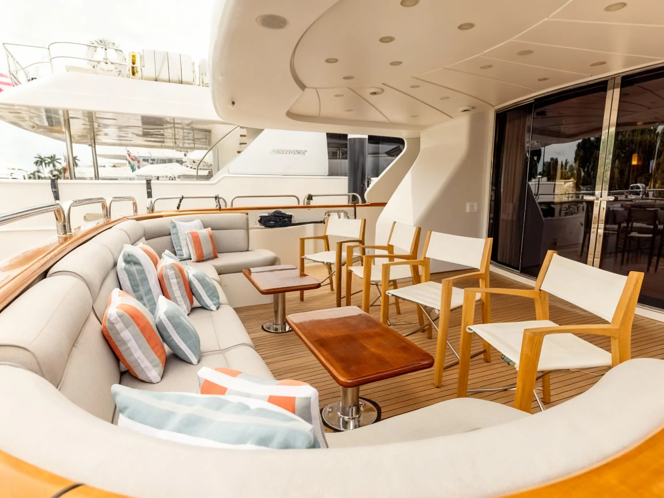 Benetti 120 Classic