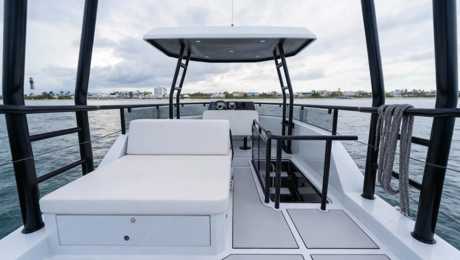 Vandal Marine 46 Explorer