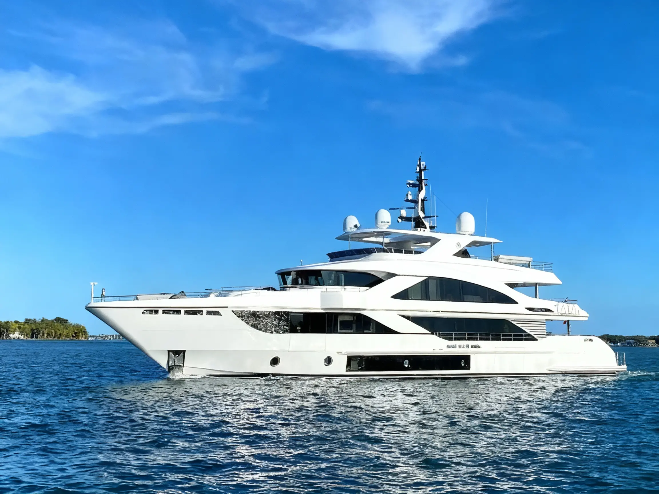 Majesty 140