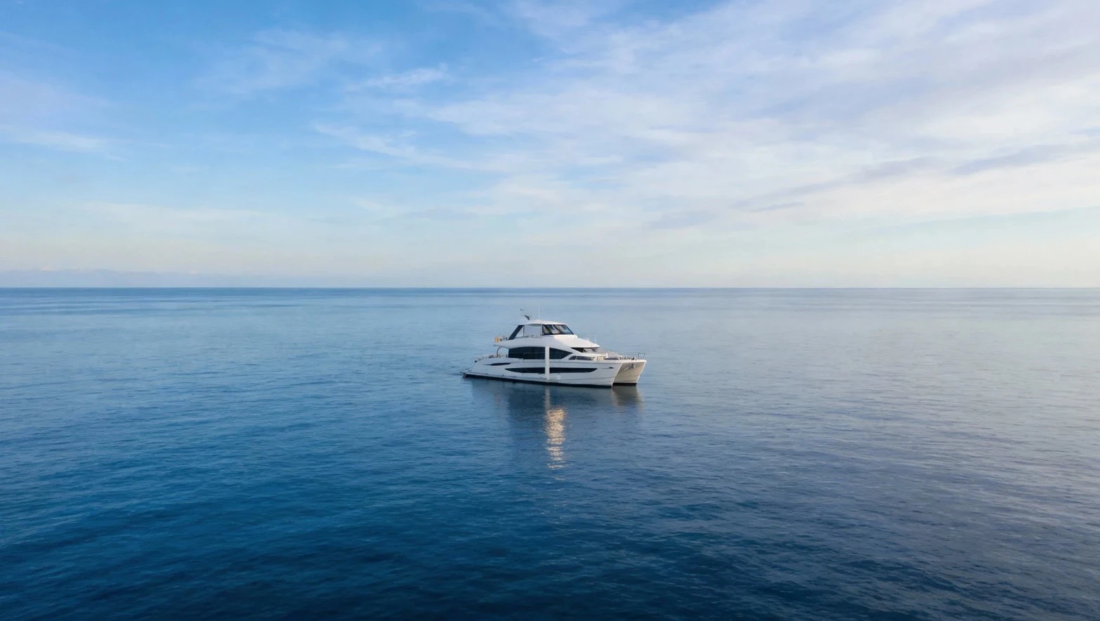 Aquila 54 Yacht