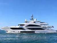Majesty 140