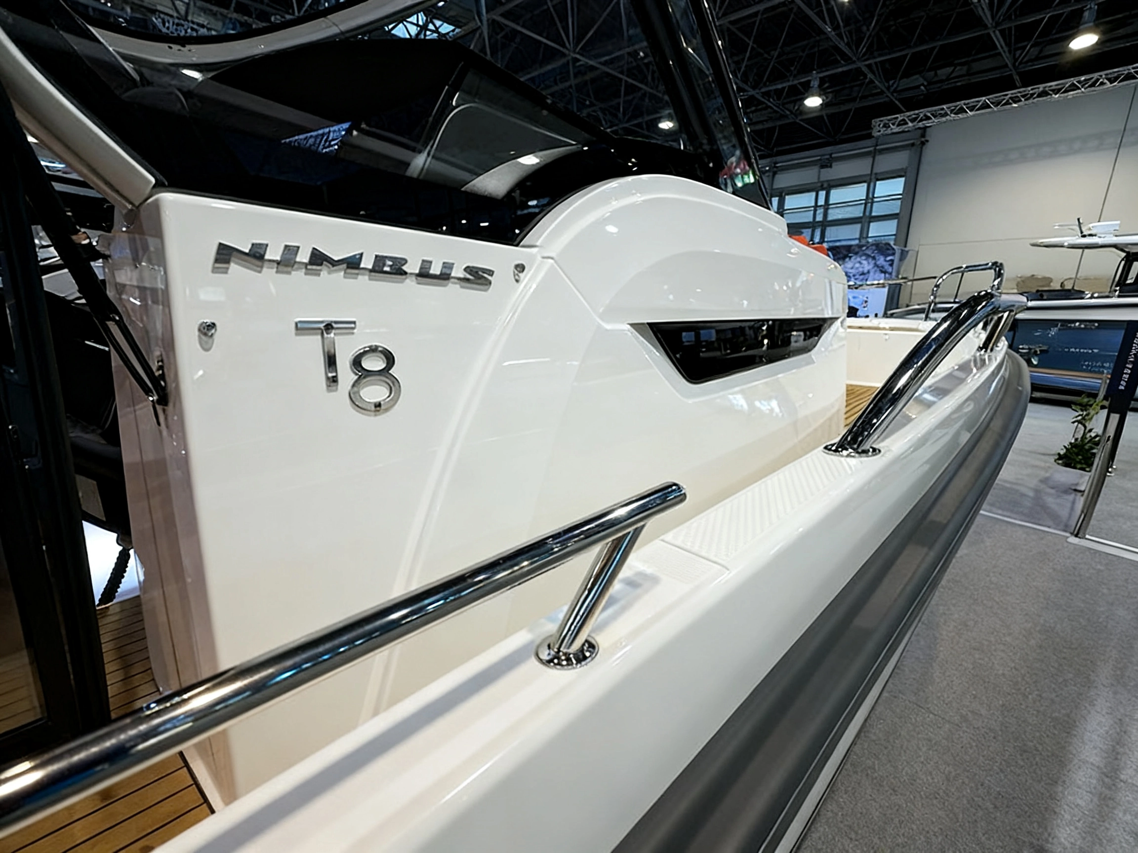 Nimbus T8