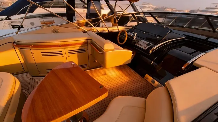 Riva Rivale 52