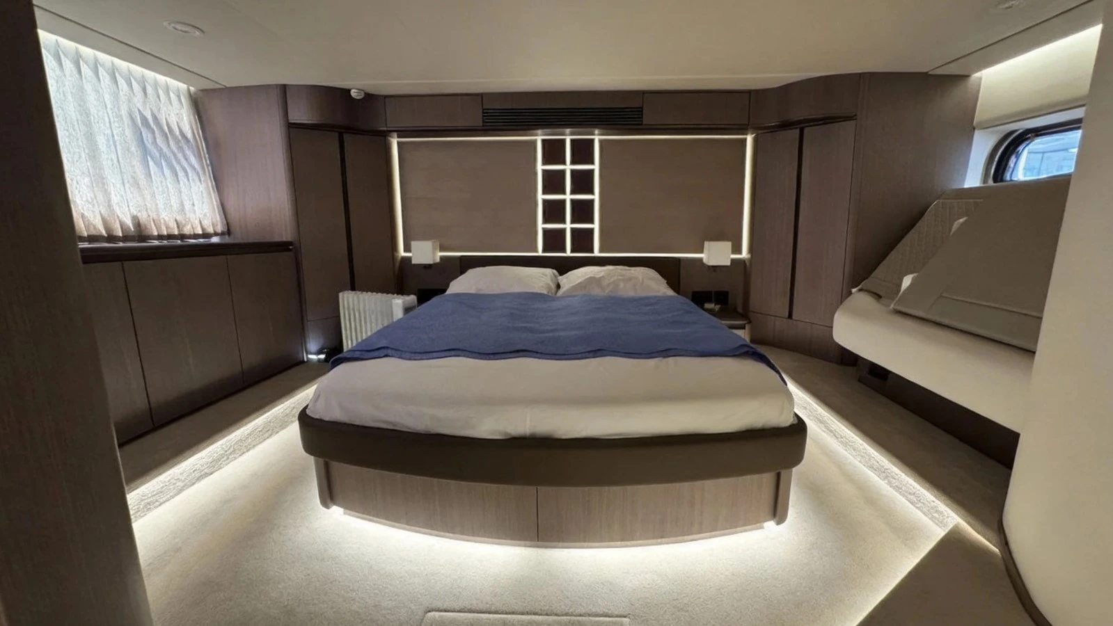 Galeon 560 Fly