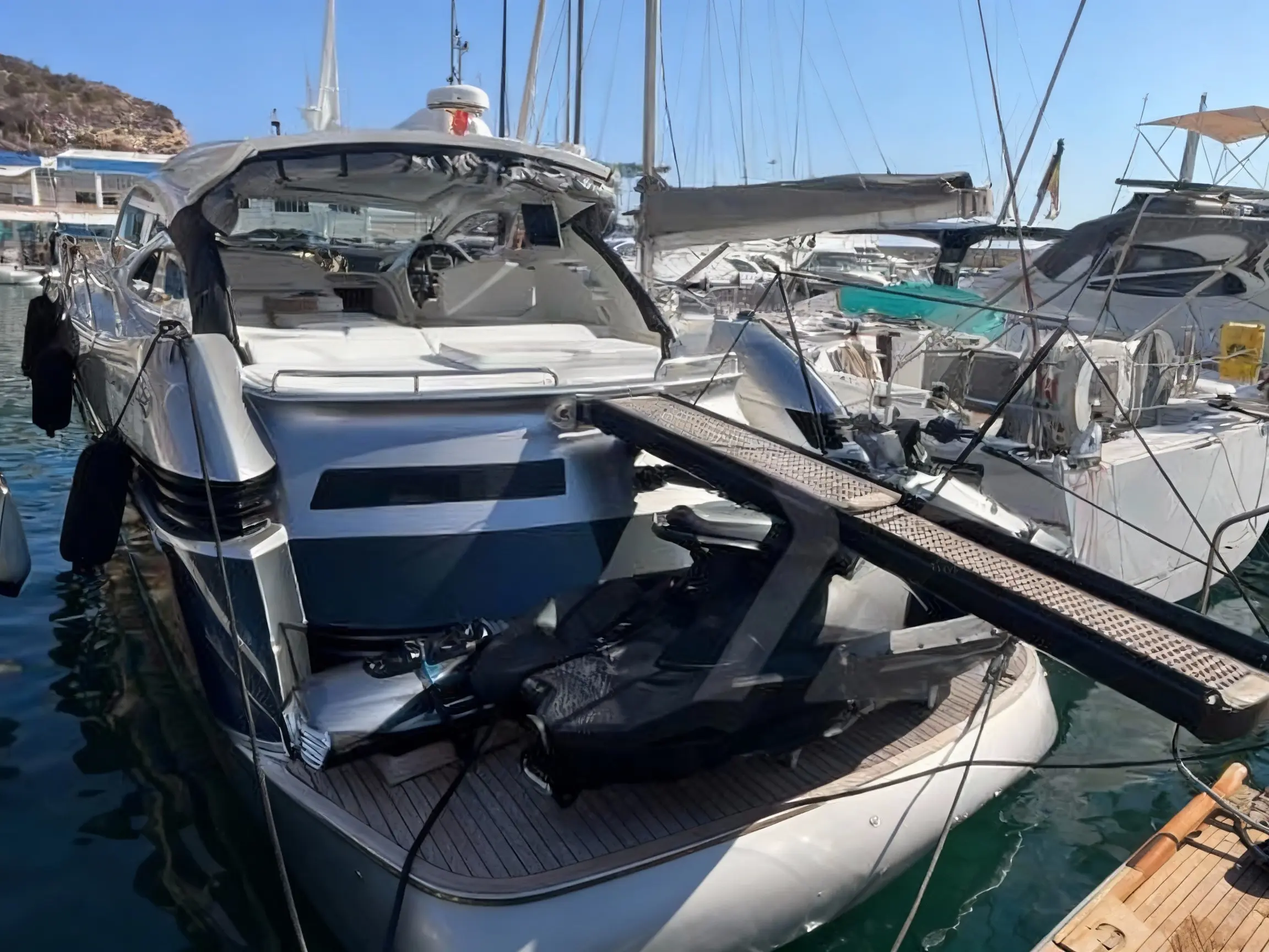 Pershing 50