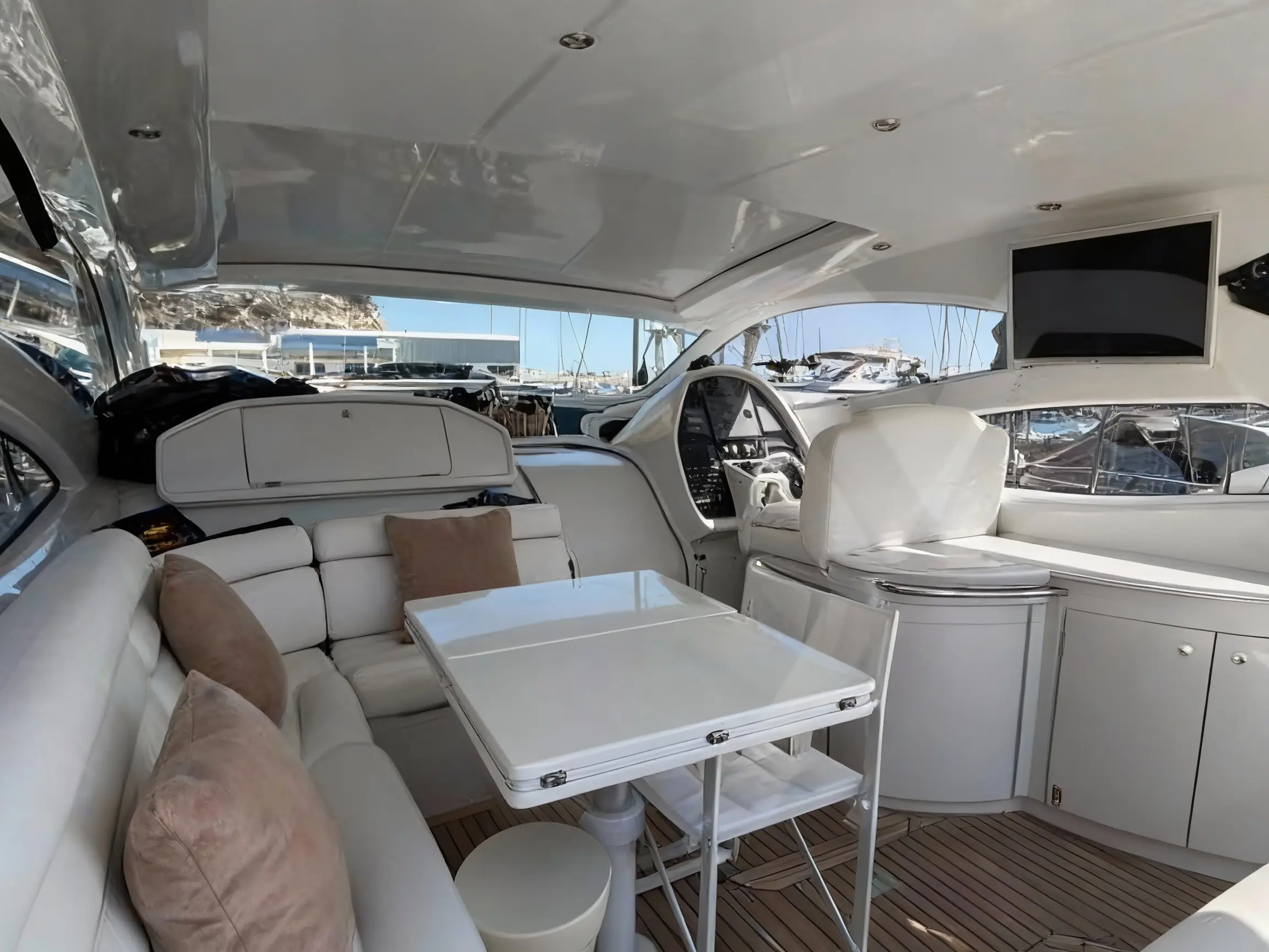 Pershing 50