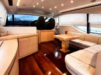 Pershing 72