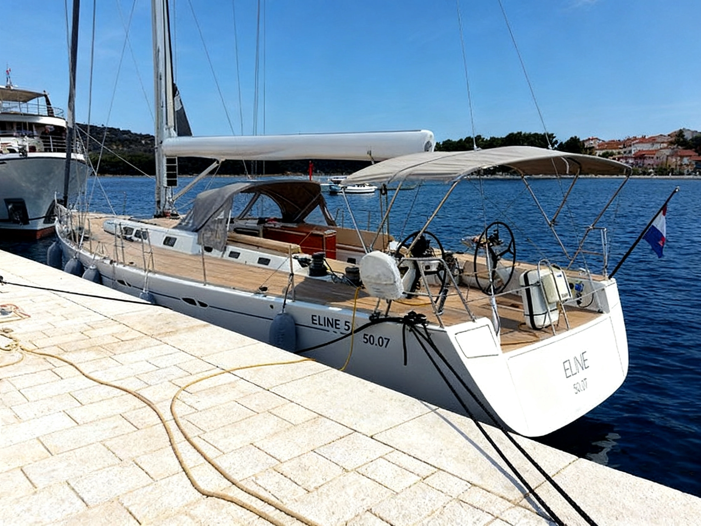 X-Yachts x65
