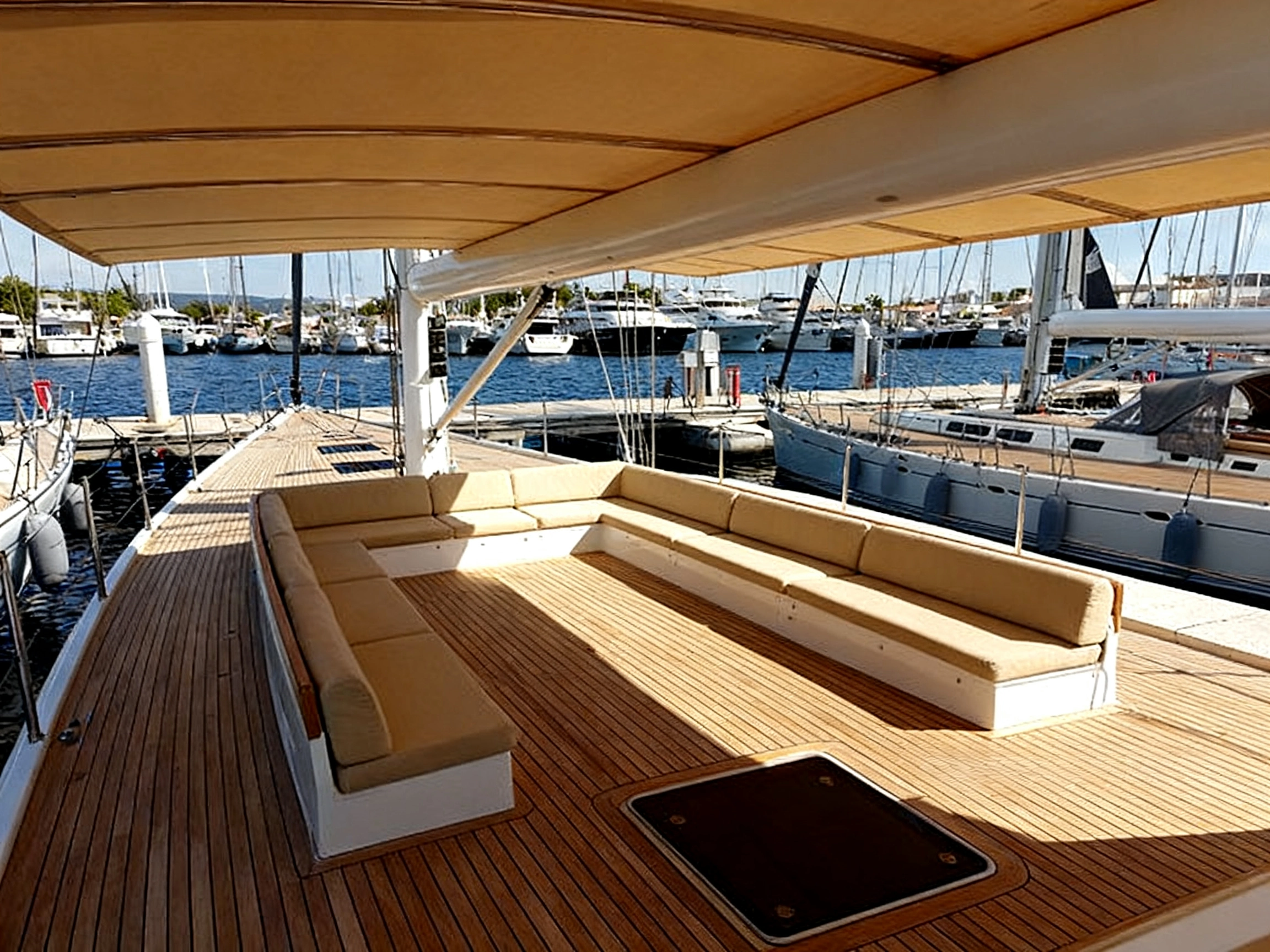 X-Yachts x65
