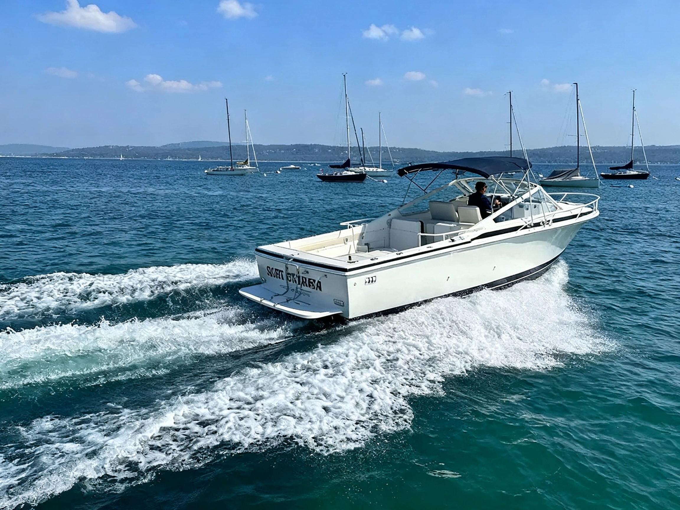 Bertram 28 Moppie