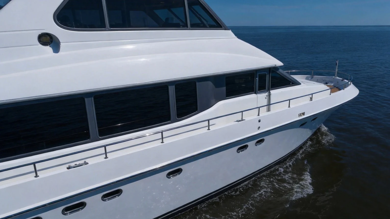 Lazzara EB 76