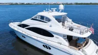 Lazzara 68 FLYBRIDGE