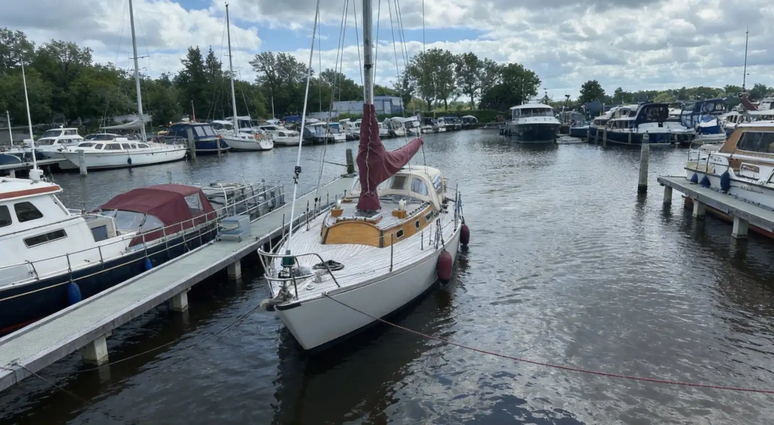 Royal Huisman 33