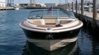 Chris-Craft Launch 27