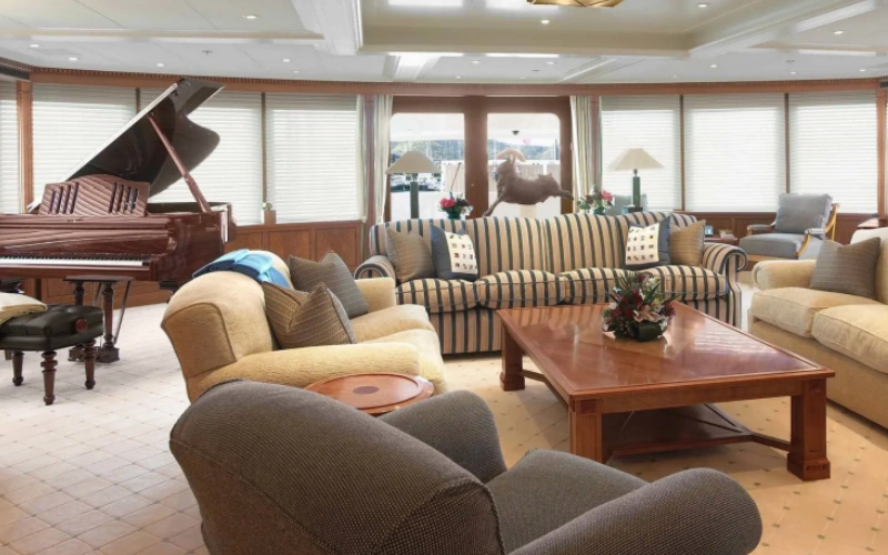 Why are Feadship yachts so expensive?