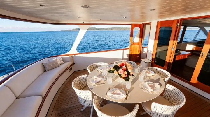 Feadship Custom