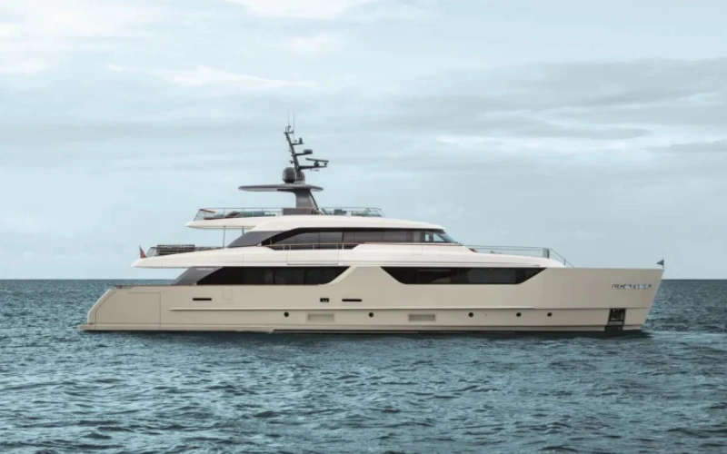 Sanlorenzo SL vs SD Series Differences: Which Yacht Series Is Right for You?