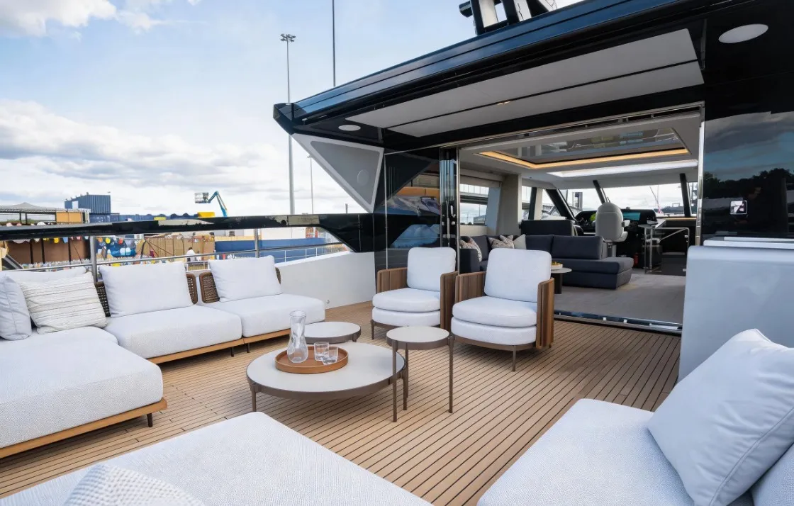 Sunseeker 82 Ocean