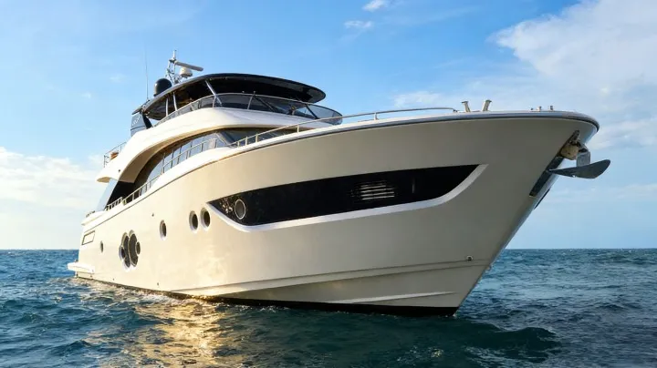 Monte Carlo Yachts 80