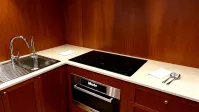 Heesen 83
