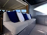 2015 Pershing 92