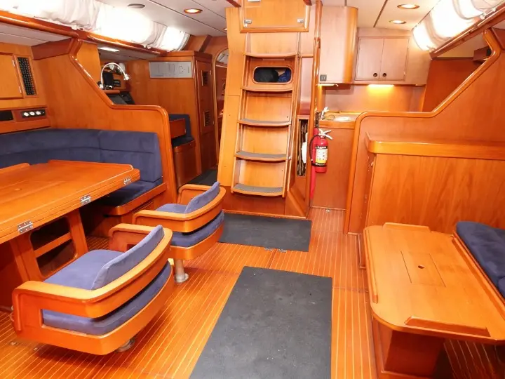 Nautor Swan 61
