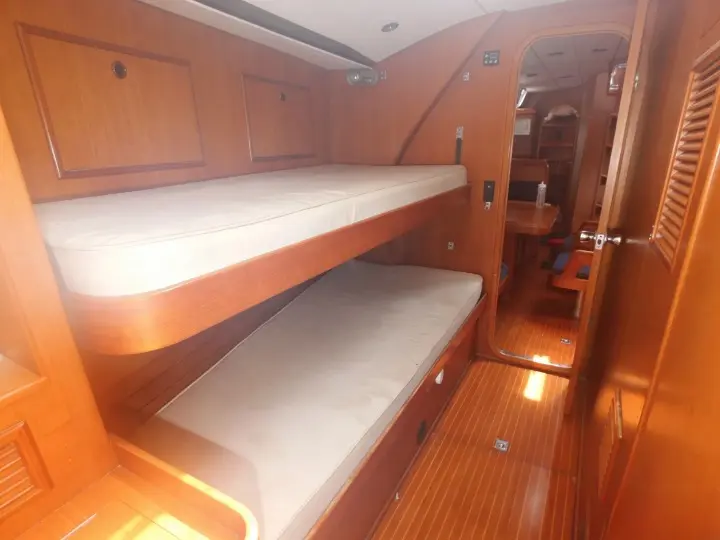 Nautor Swan 61