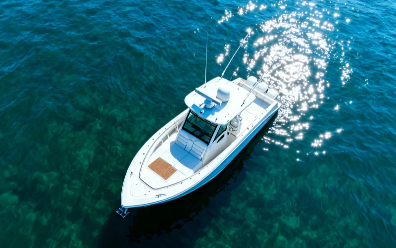 Center Console Fishing Boat