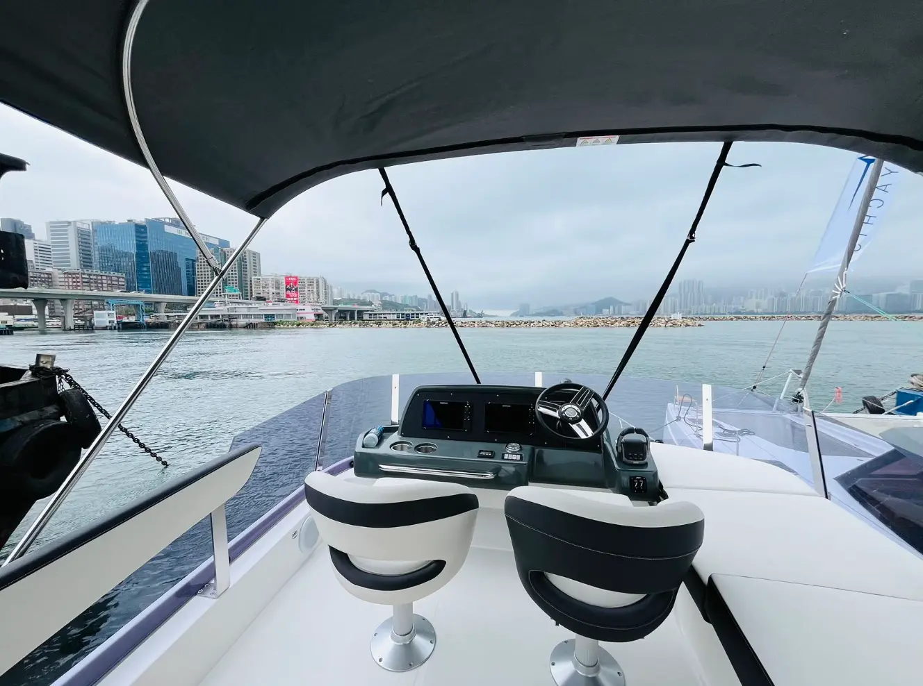 Bavaria R40 Fly