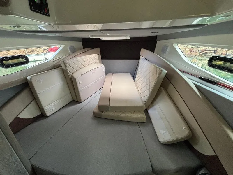 Quicksilver 875 Sundeck