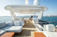 Azimut 72