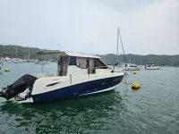 Quicksilver Activ 855 Pilothouse