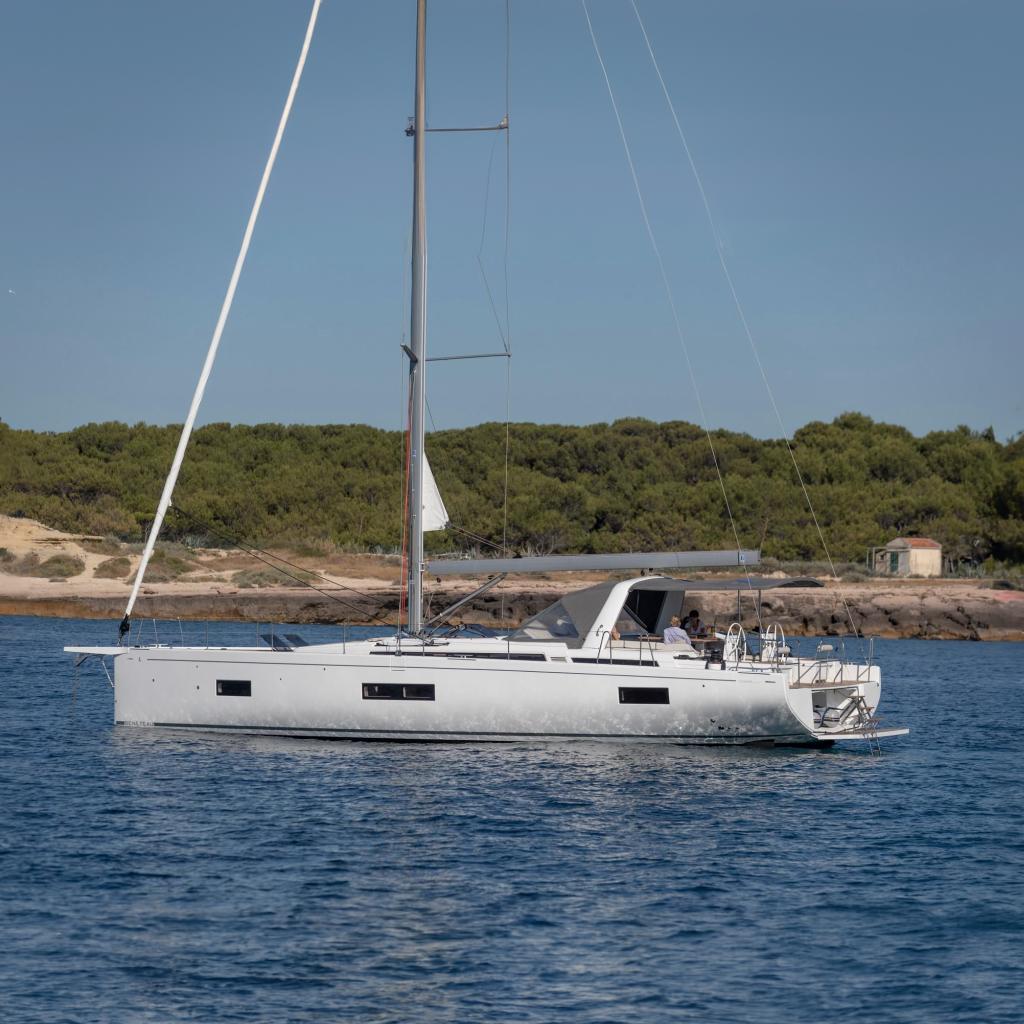 2026 Beneteau Oceanis Yacht 54