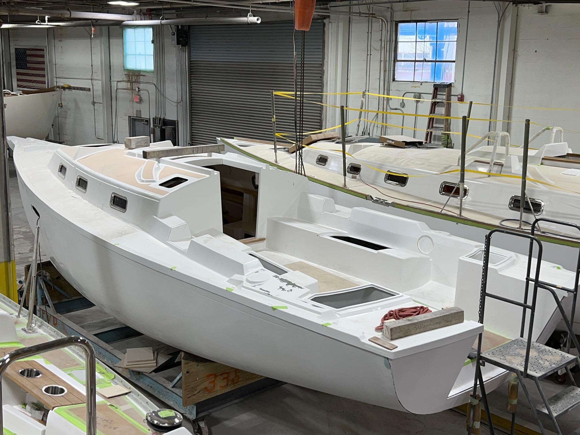 2026 Tartan 335