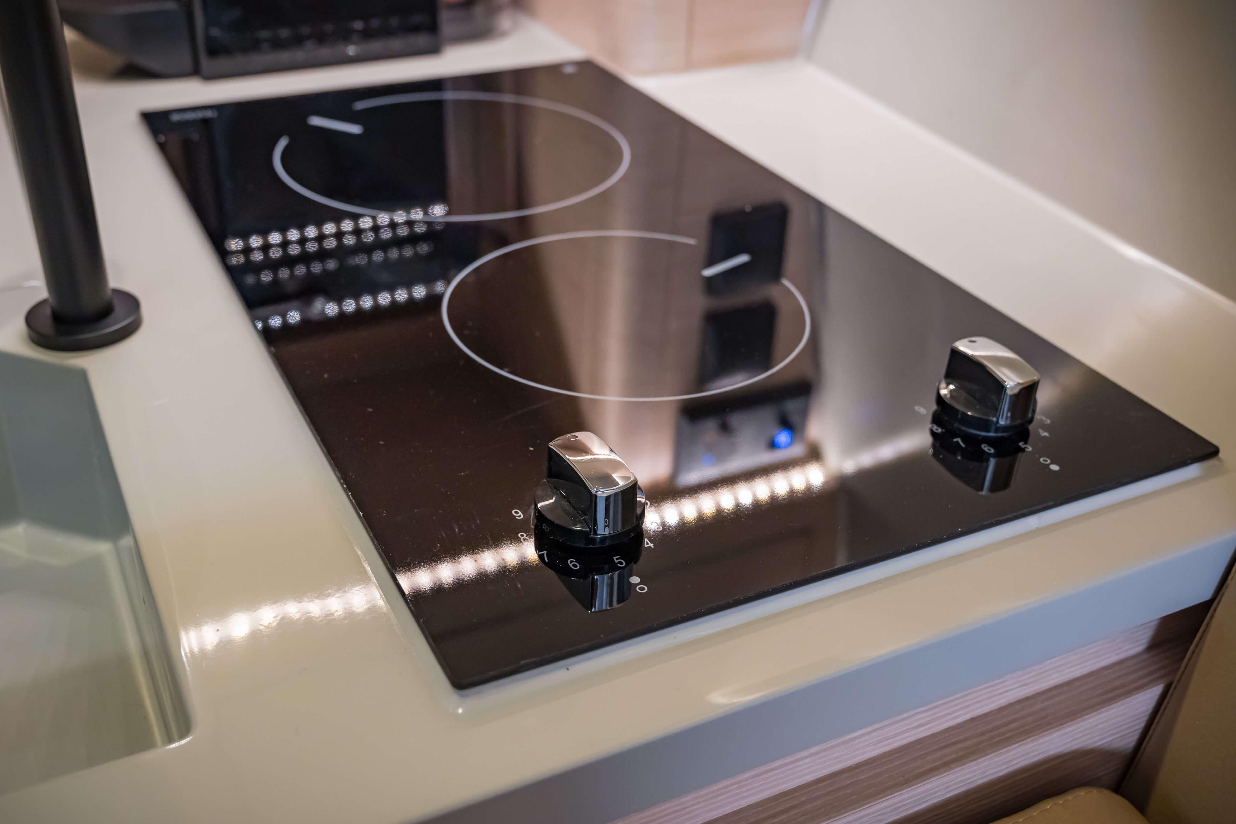 2027 Saffier  SE 33 Life