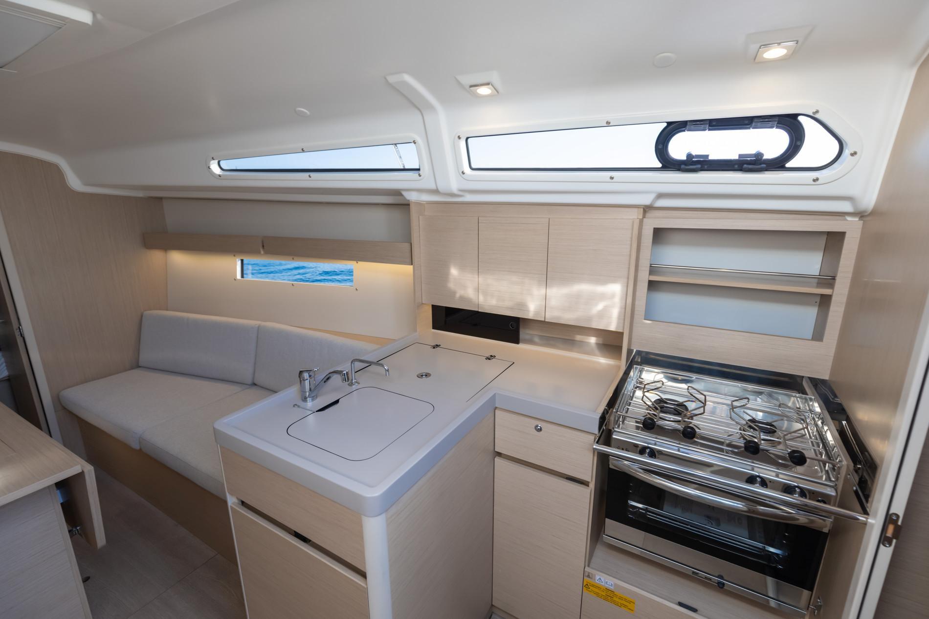 2026 Beneteau Oceanis 34.1