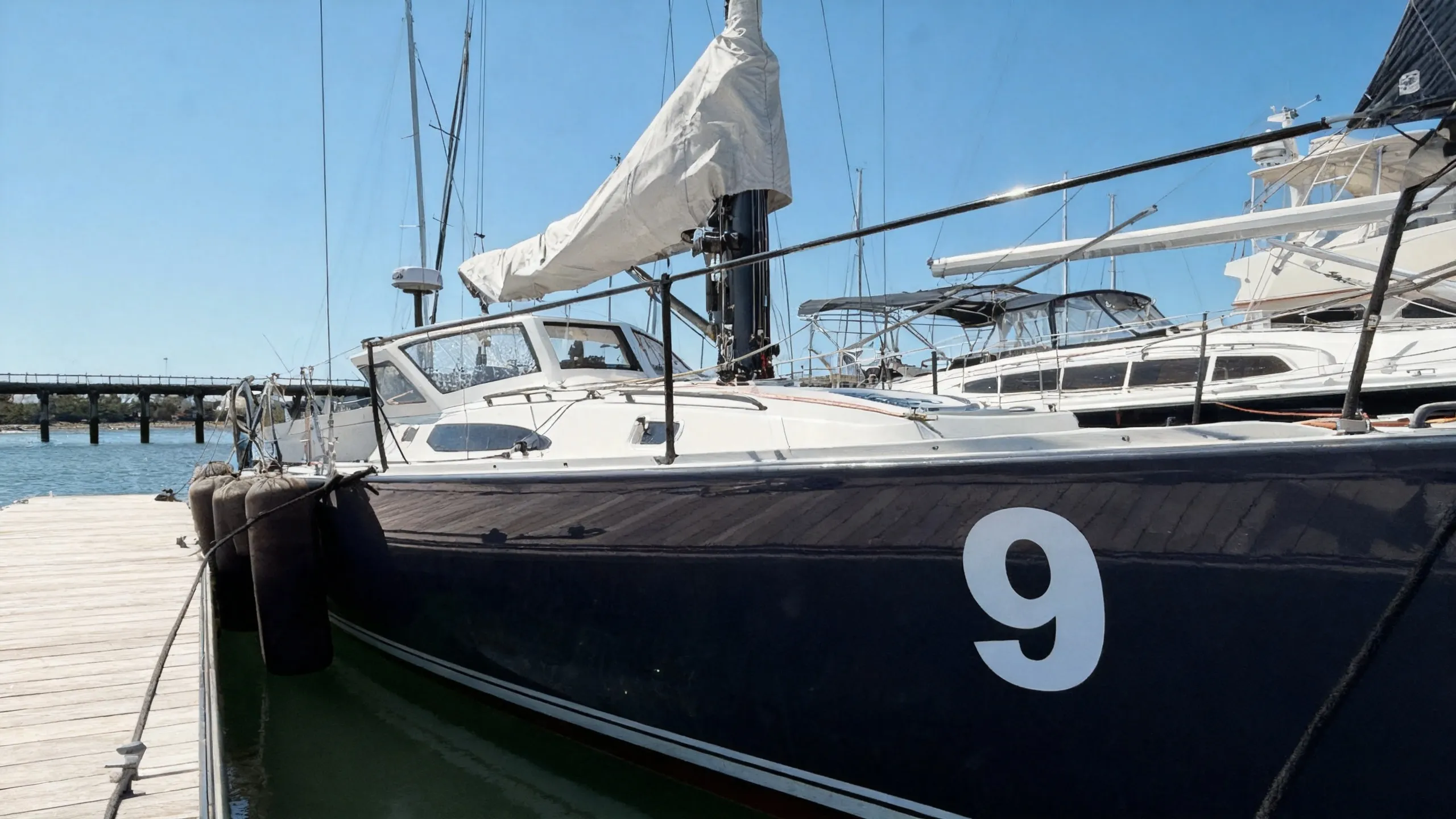 2018 J Boats J121