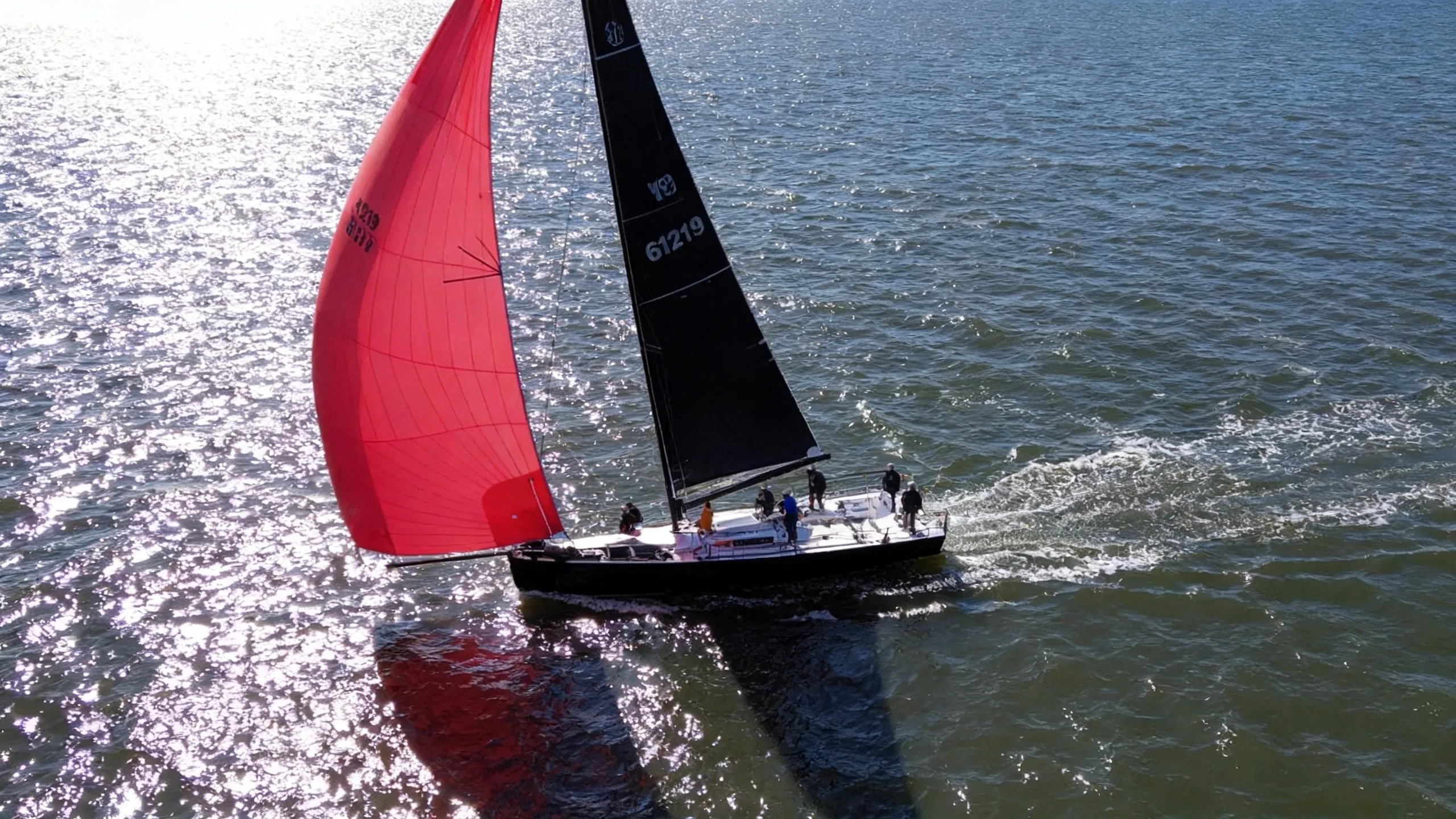 2019 J Boats J121