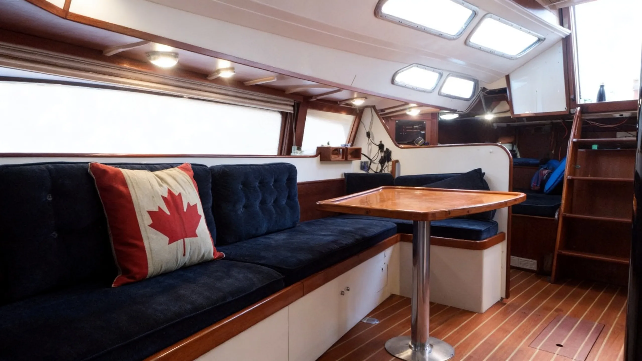 1981 Ericson 36RH
