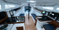 2018 J Boats J121