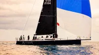 2018 J Boats J121