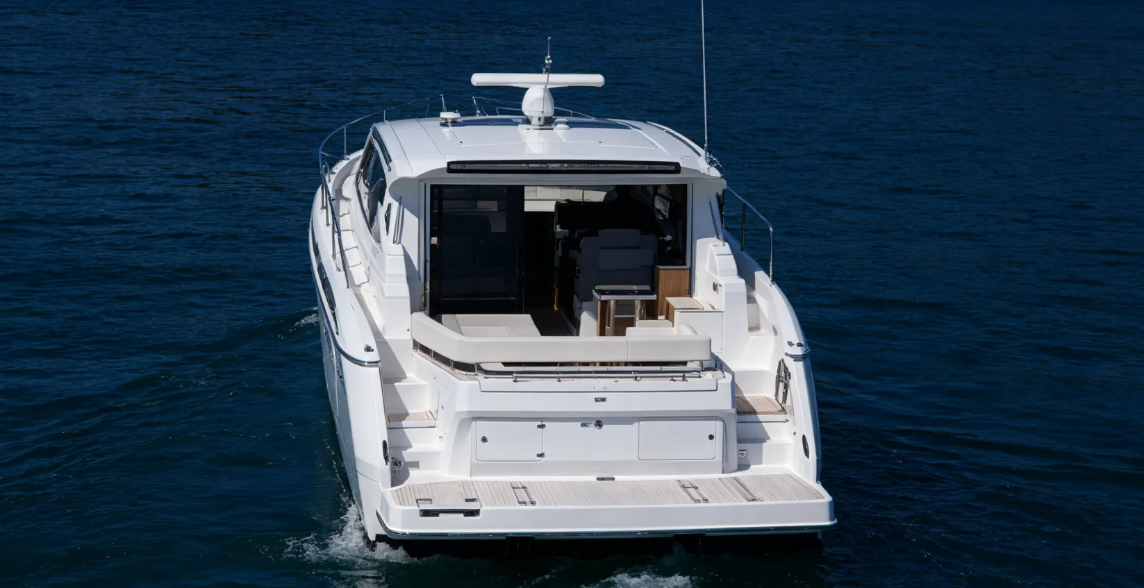 2026 Cruisers Yachts 46 Cantius