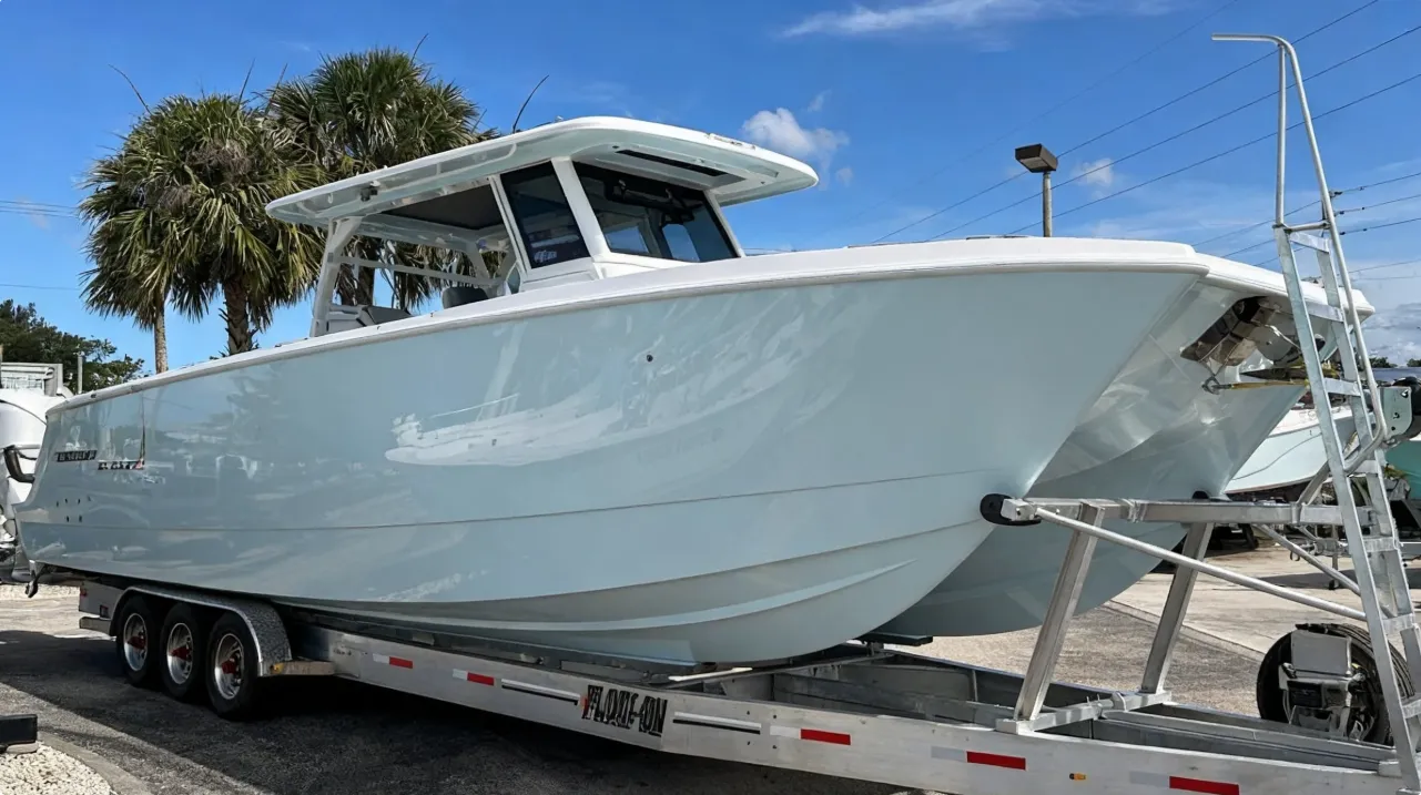 2025 Twin Vee 400 GFX2 CC