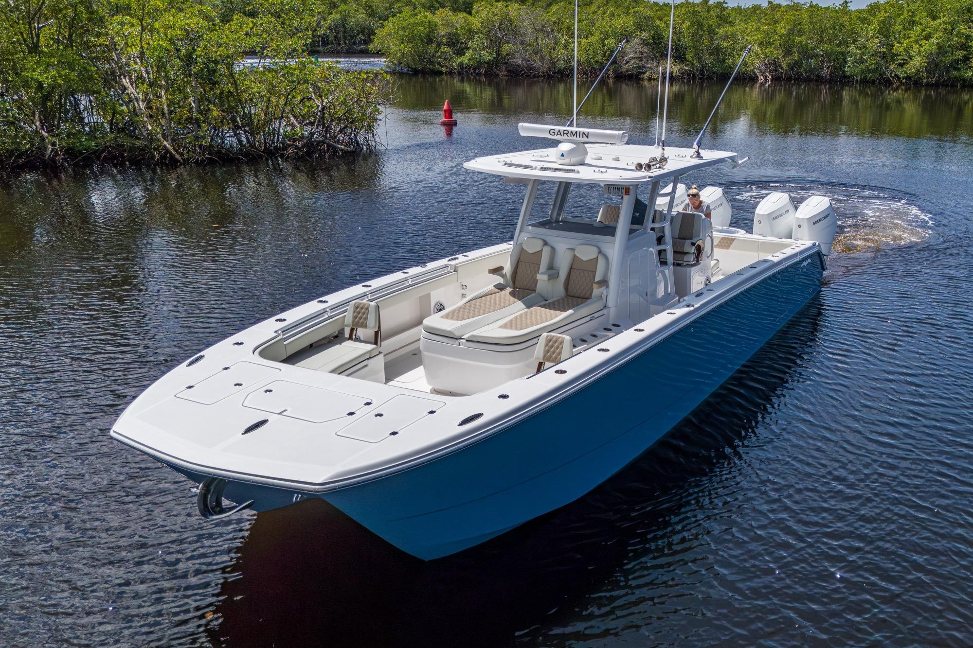 2025 Invincible 38 Catamaran