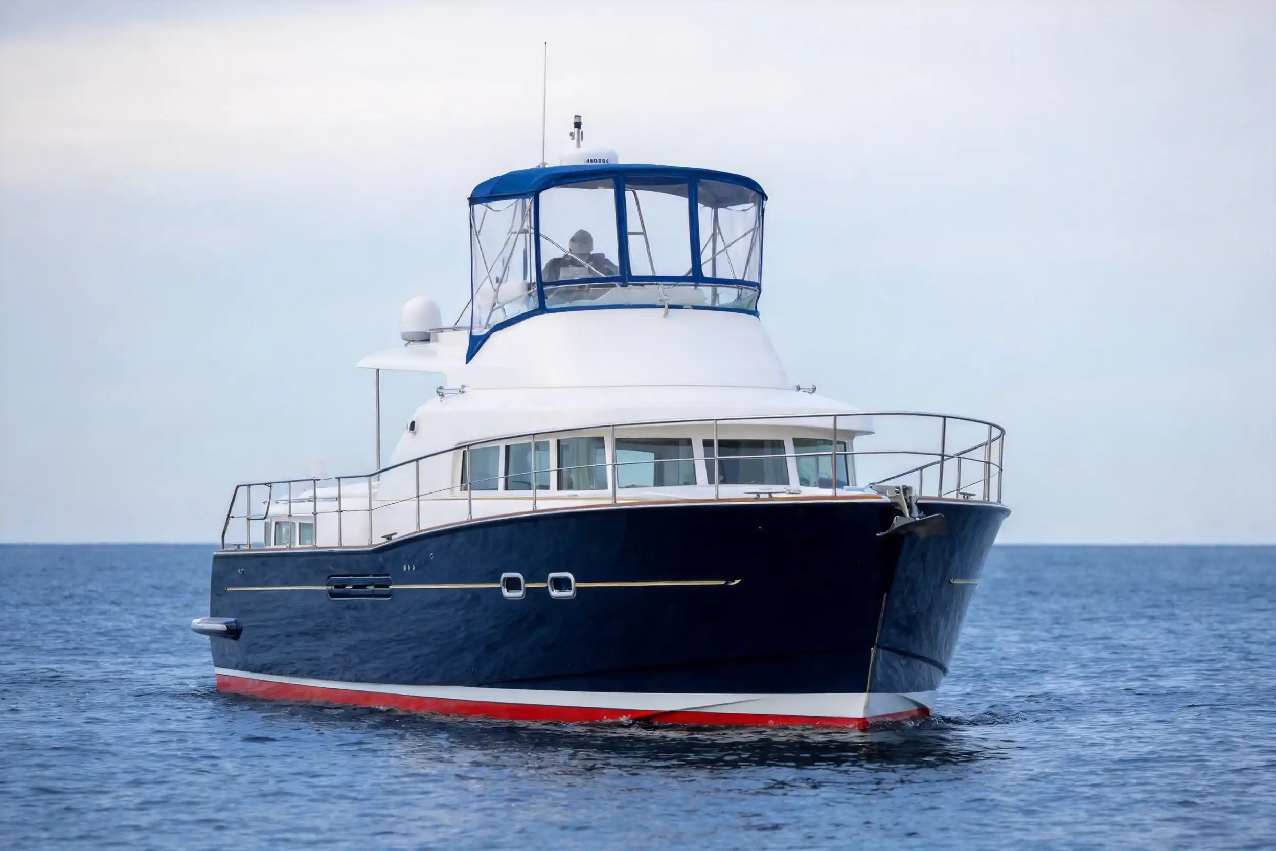 2004 Lagoon Power 43